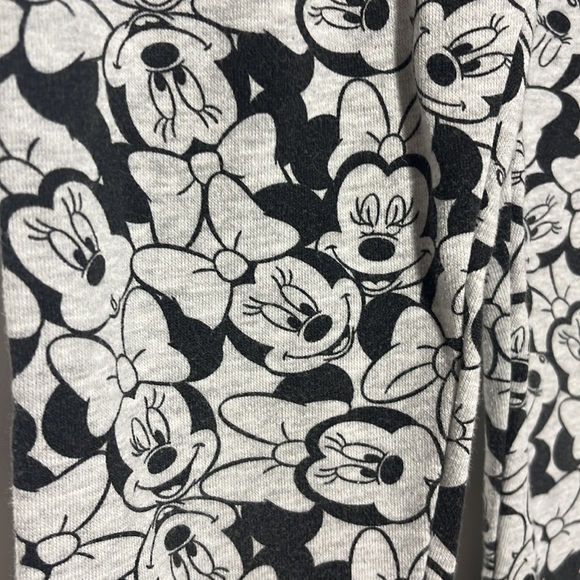 H&M Disney Girls Gray Minnie Mouse Printed Sweatpants Size 5-6 - Picture 4 of 8